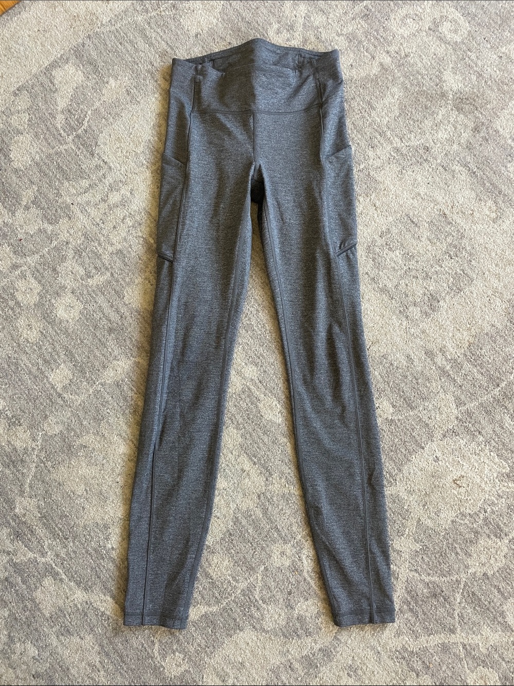 Lululemon size 4 leggings
